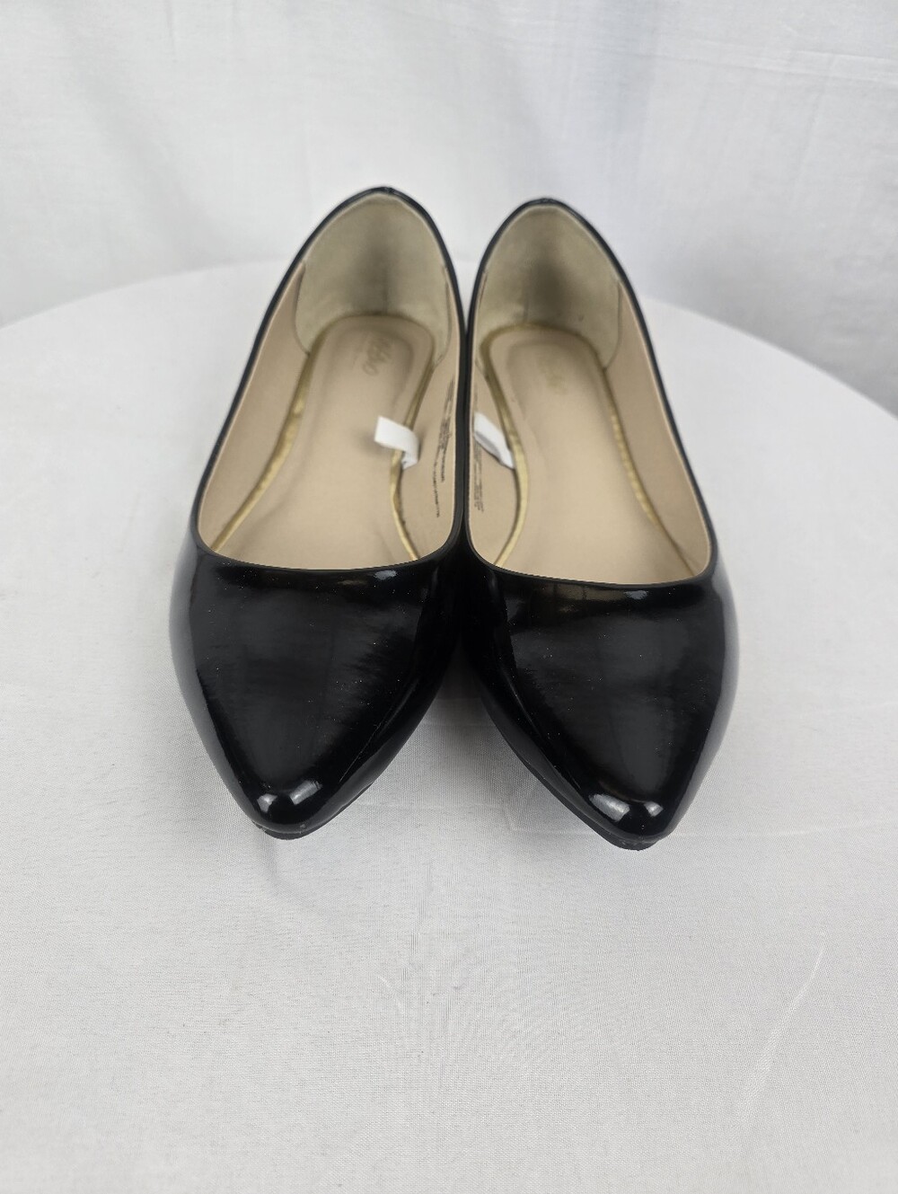 Mossimo Classic Black Patent Pointed-Toe Women’s Flats W/Gold Accent Sz 10 - Picture 7 of 8